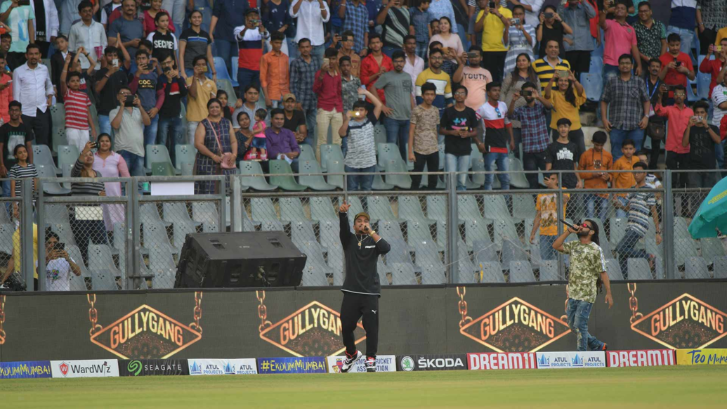 Divine lights up the Wankhede